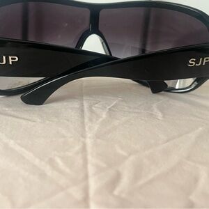 SJP x Sunglass Hut Limited Edition 90s Shield Sunglasses - NWOT